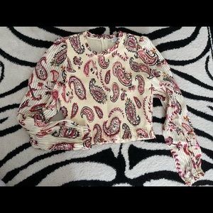 Size small. Only worn once. Perfect condition! In paisley print